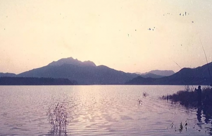 Historical image of Yanqi Lake